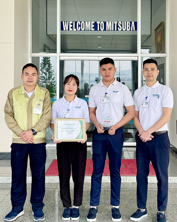 優勝したチームメンバー