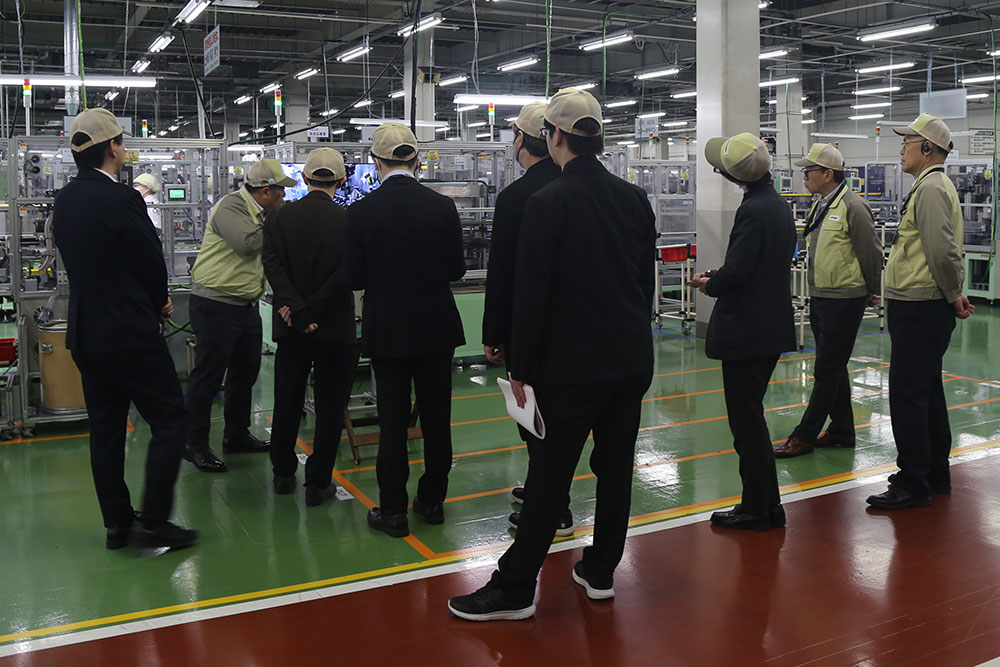 工場見学の様子